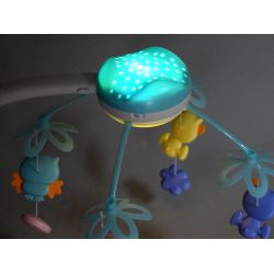 Hudobný kolotoč na postieľku + projektor